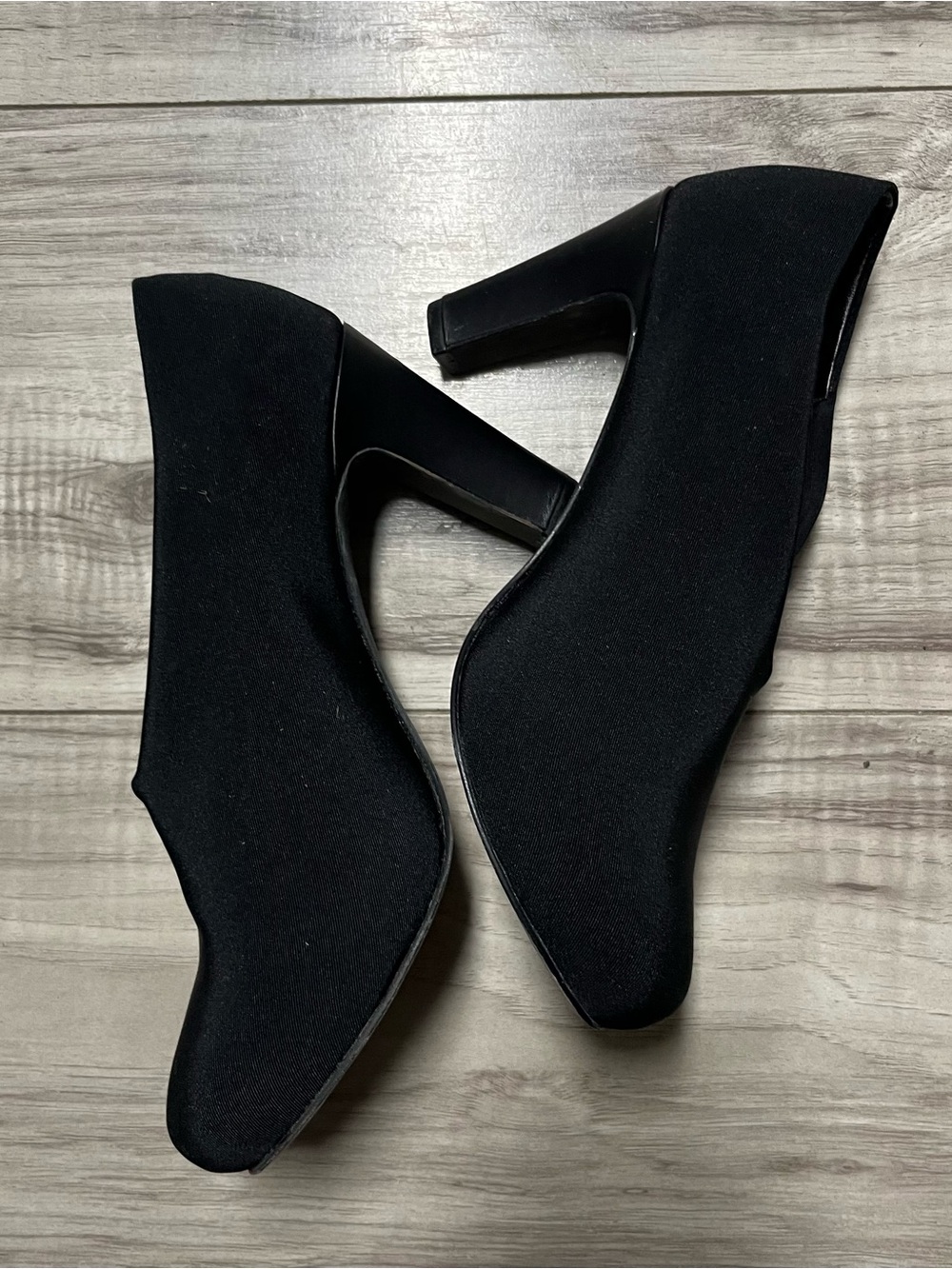 Eileen Fisher Grosgrain Peek Stretch Black Block Heel Pumps